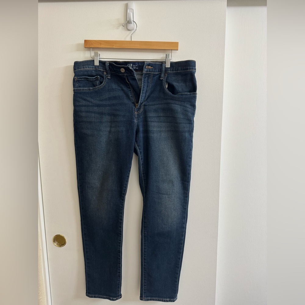 GAP Men's Slim Jeans in Dark Blue